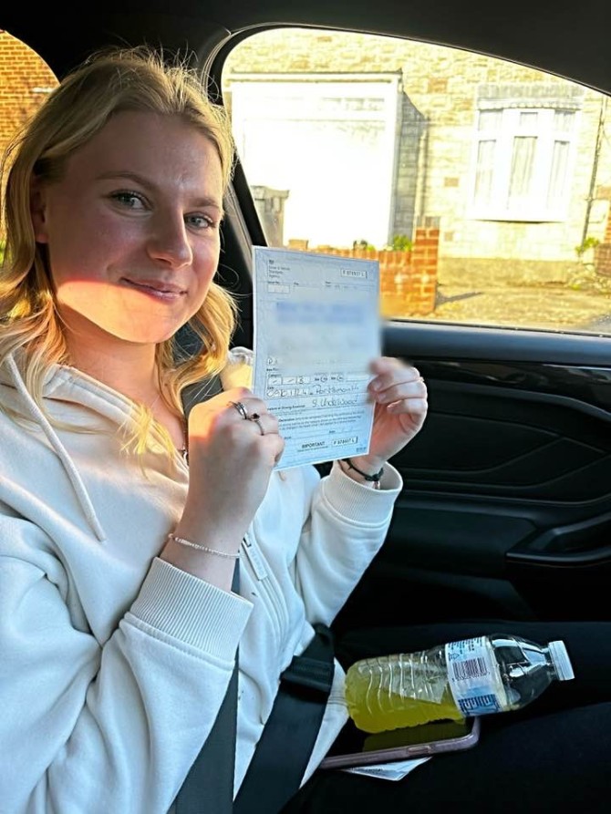 This one was kind of special ?? Huge congratulations to Grace, my niece who passed her Driving test, first attempt at Portsmouth this morning ?Been an absolute pleasure to teach. Monday mornings won't be the same without the smile and humour. Stay safe Grace, Dad said he will buy you a car now ? don't get too excited, it will probably be a dinky toy ??