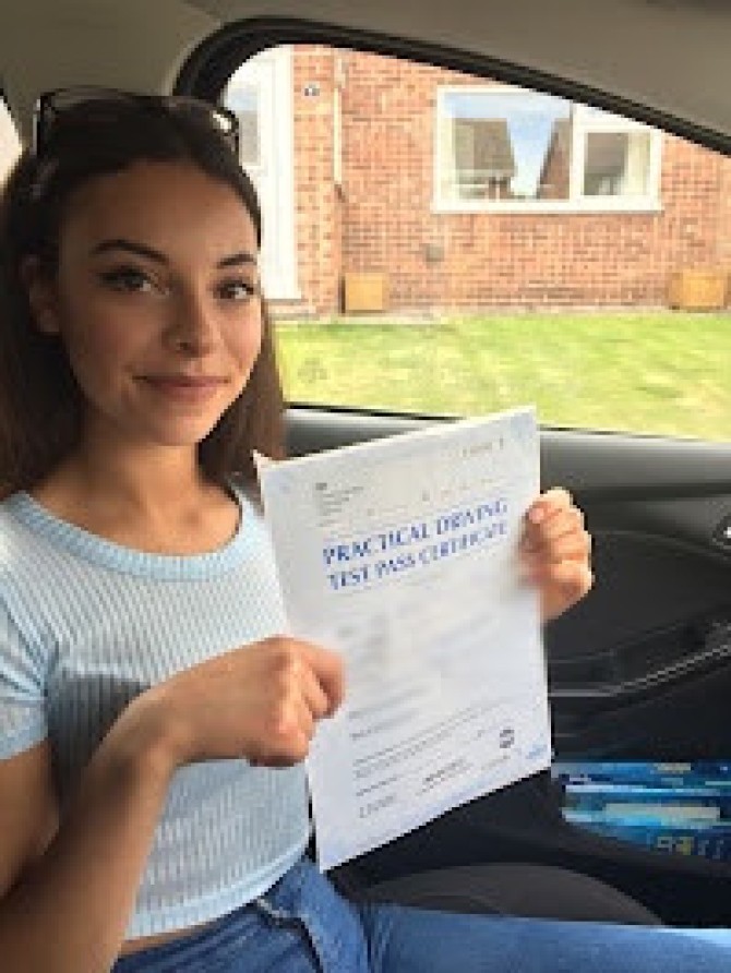 Congratulations this morning to Catherine Wildsmith on passing her driving test at Burton. Hope you get the result you want on Thursday with your exam grades and get your place at your first choice university. Stay safe on the roads Caz 