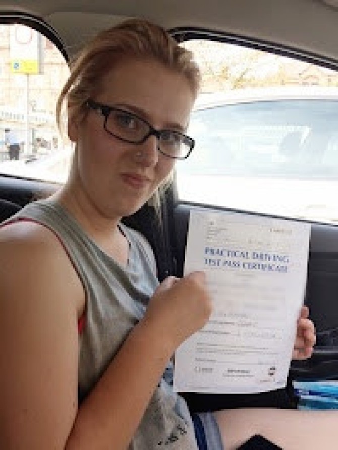 Huge congratulations to Jemma Carty on passing her driving test at Burton. Just 2 faults, a nice drive been a pleasure teaching you. Stay safe and enjoy your holiday.